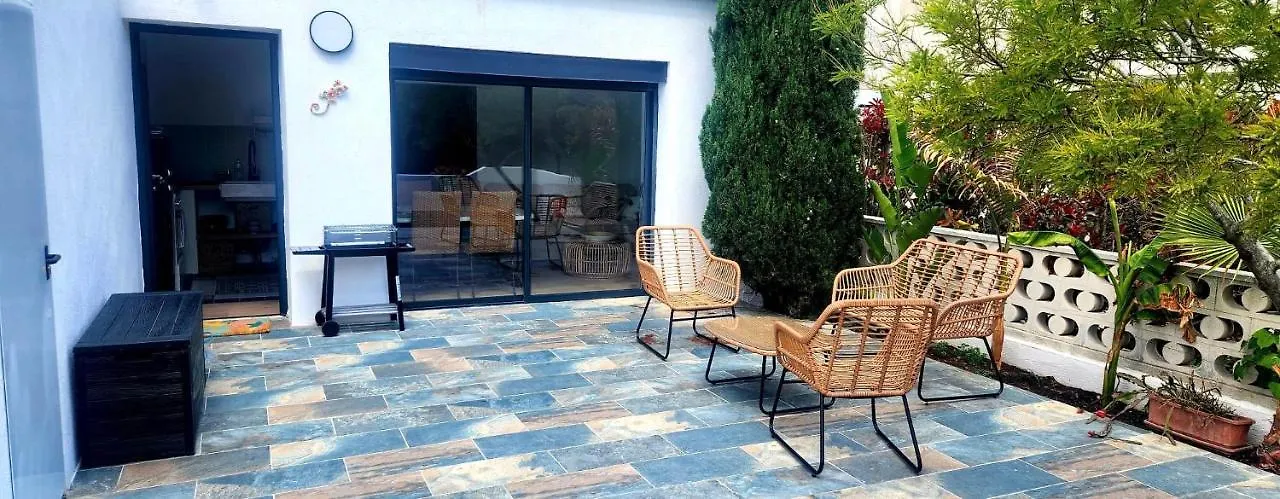 Bord De Mer + Piscine Sausset-les-Pins 0*,