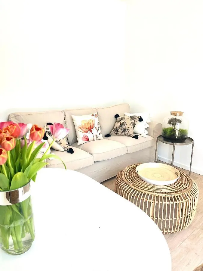 Bord De Mer + Piscine Sausset-les-Pins Apartment